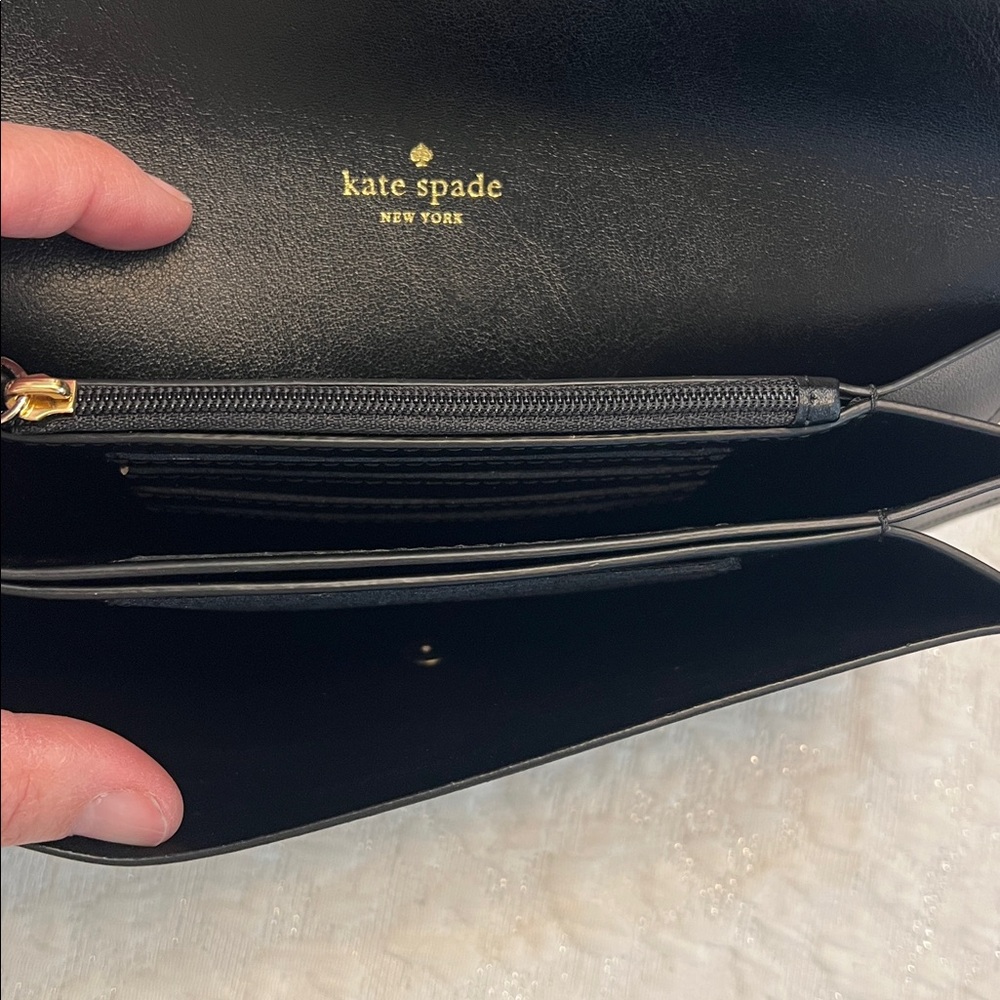 KATE SPADE STRIPED LEATHER WALLET BLACK & WHITE - Picture 6 of 16
